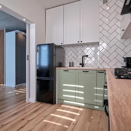 公寓 Atlana - Acco Rent